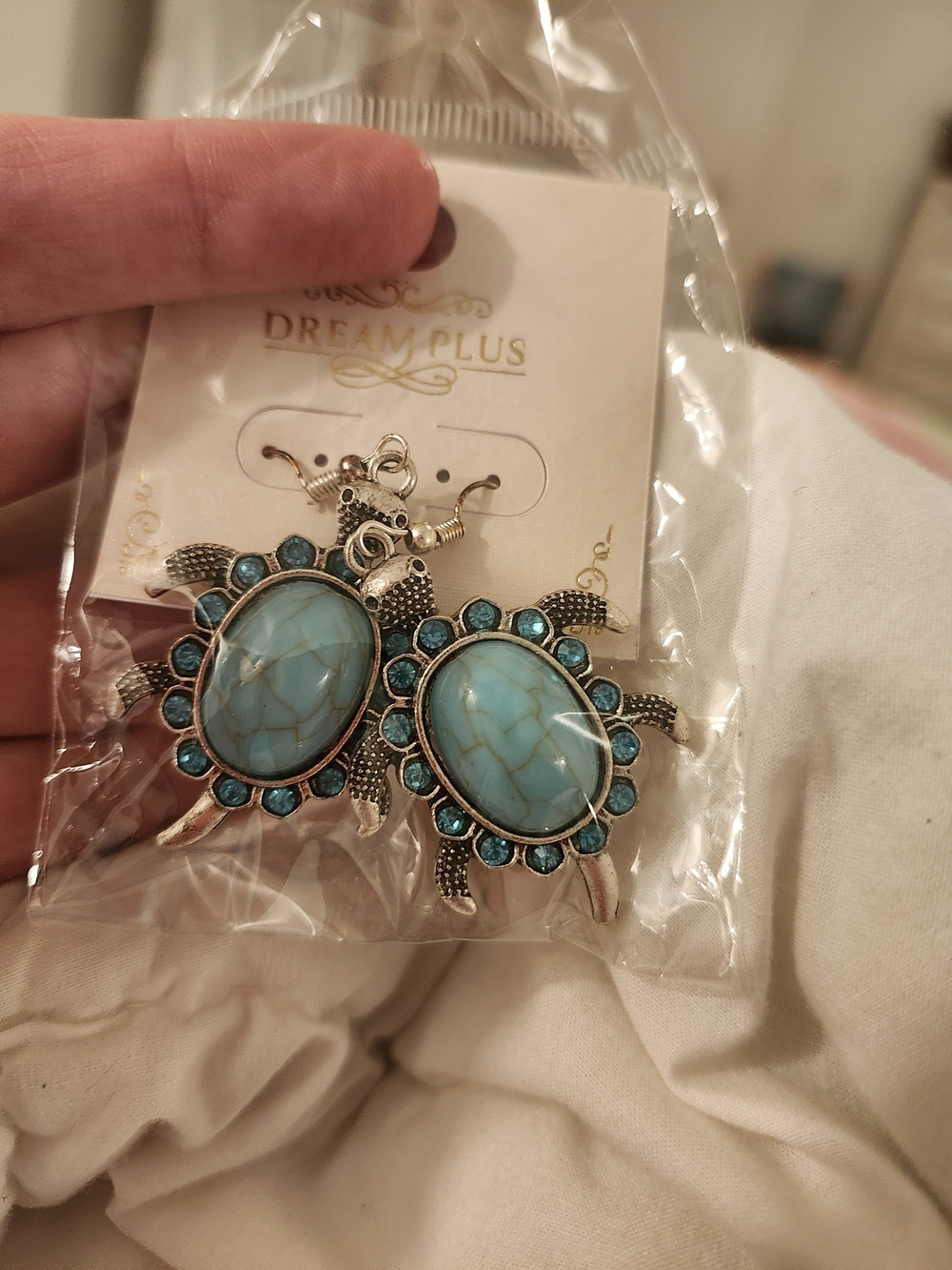 Dream Plus Turquoise Turtle Drop Earrings - Blue Stone Accents